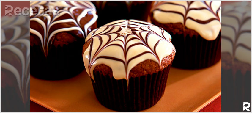 Muffins de Chocolate con Telaraña